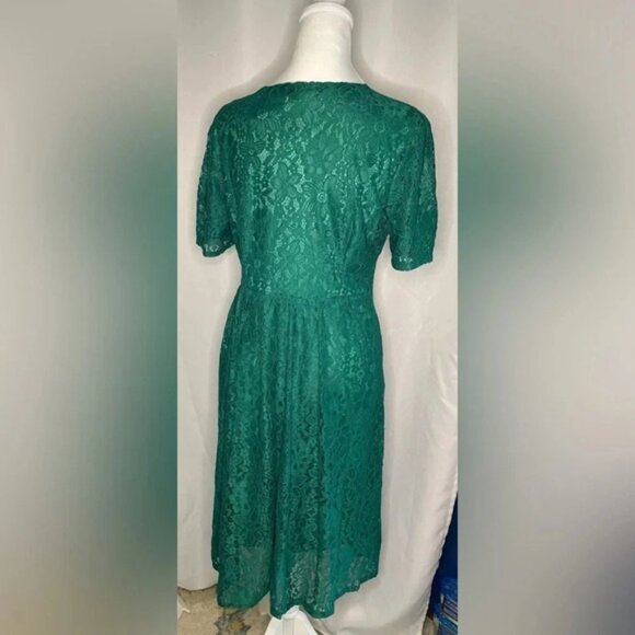 Guang Li collection lace dress - Picture 3 of 3